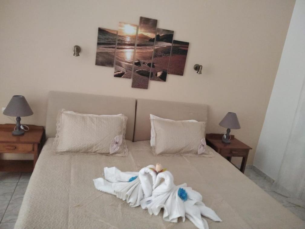 Golden Sun Apartments Rodakino Exterior photo